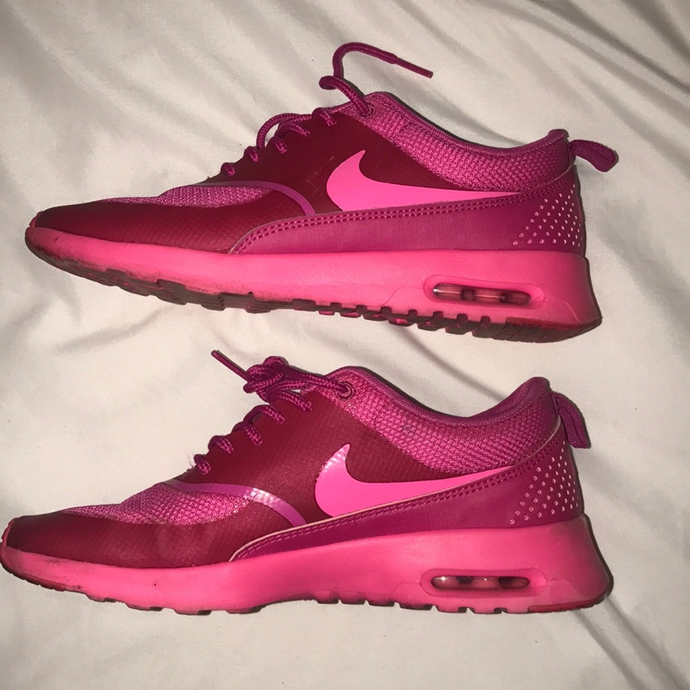 Hot pink Nike